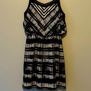 Express black/white dress